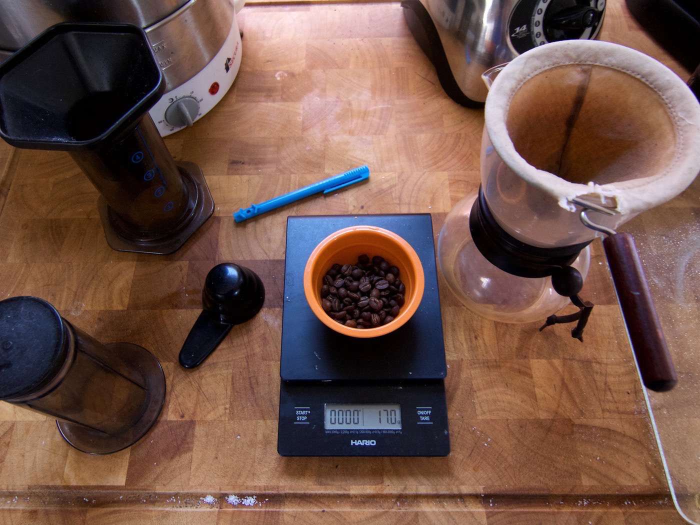 美味しいコーヒーを淹れるための必需品！！ハリオのドリップスケール「V60 Drip Scale」の購入レビュー。